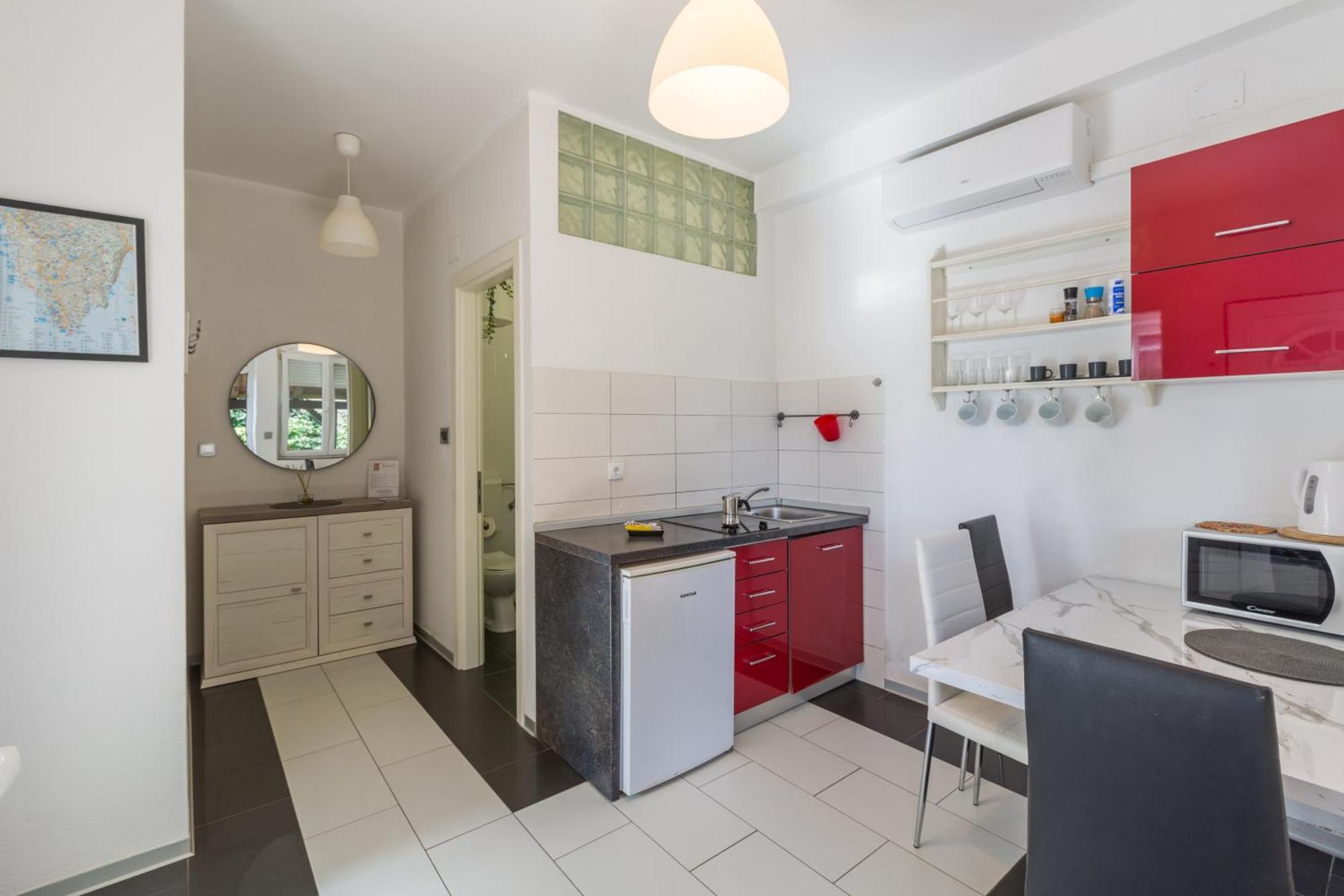 Trbovic Apartments Peaceful Stay With Free Parking, Pet-Friendly, And Bike Storage In Umag Exterior foto