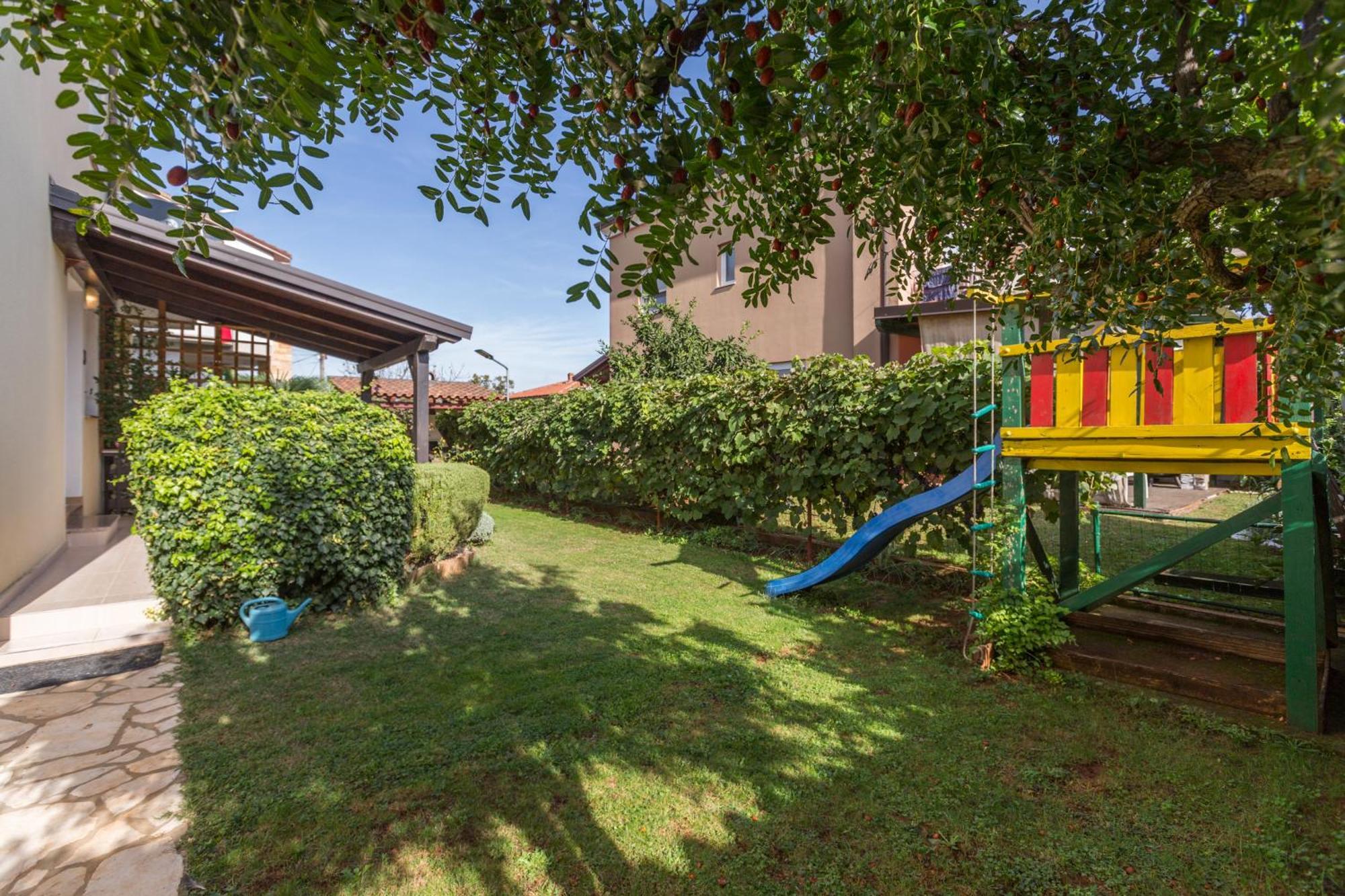 Trbovic Apartments Peaceful Stay With Free Parking, Pet-Friendly, And Bike Storage In Umag Exterior foto